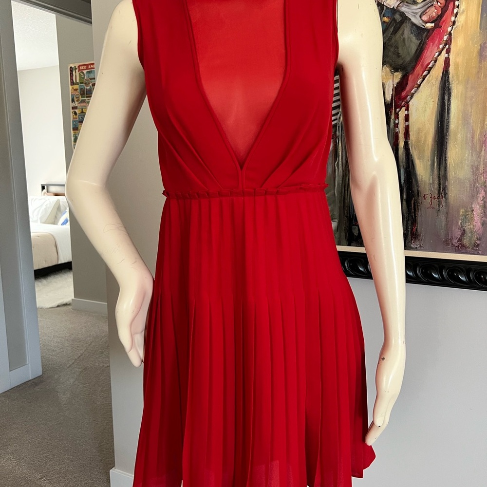 NWT BCBGMaxAzria “Freja” Red Sheer Panel Pleated Dress - Picture 10 of 11